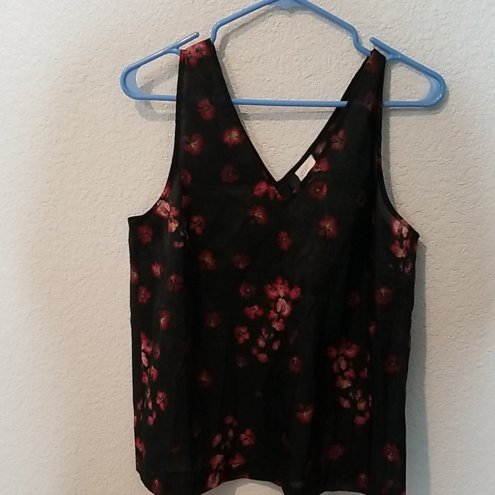 Beautiful sheer sleeveless black floral top sz m